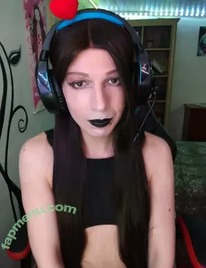 nikybot / nikybot.exe nude photo #0020