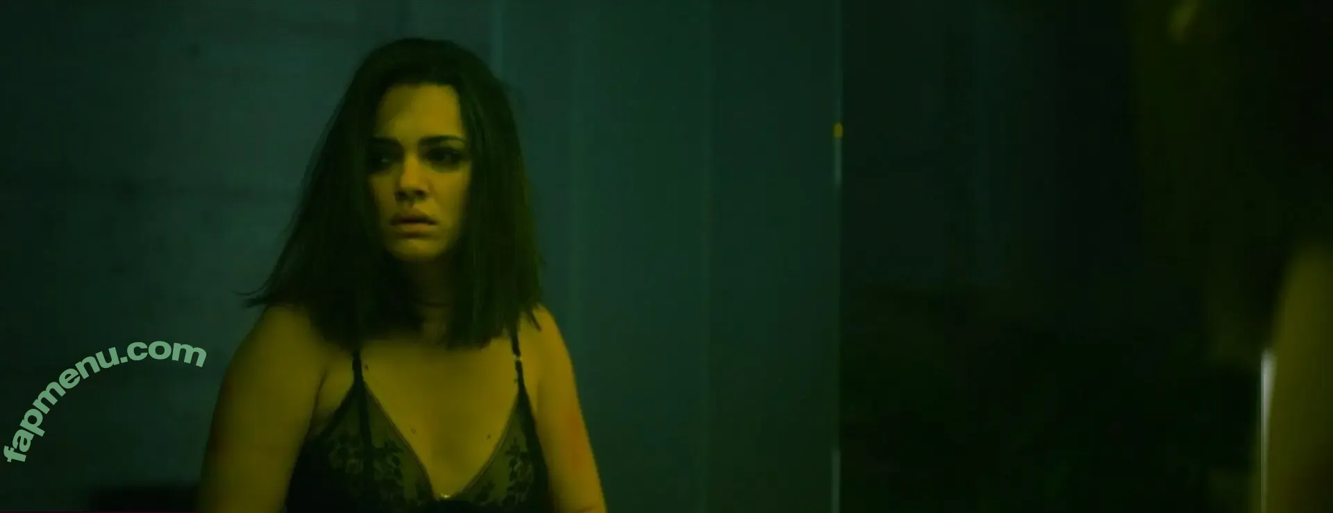 Nilam Farooq nude photo #0118 (nilam.farooq / nilamfarooq)