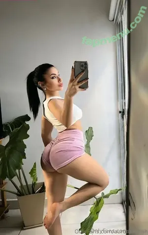 niliaaa / nii_liaaa nude photo #0071