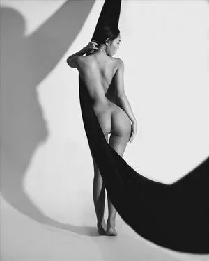 nimtharin / tharinnim nude photo #0278