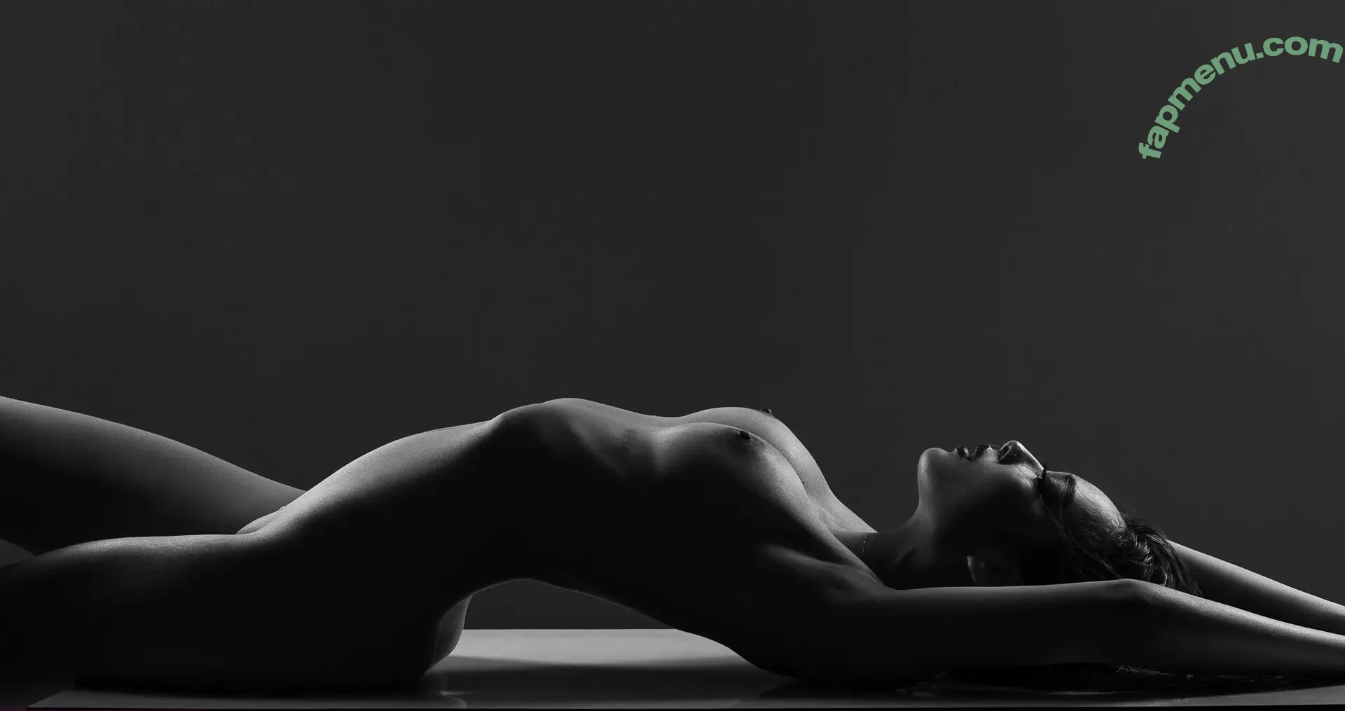 nimtharin nude photo #0552 (tharinnim)