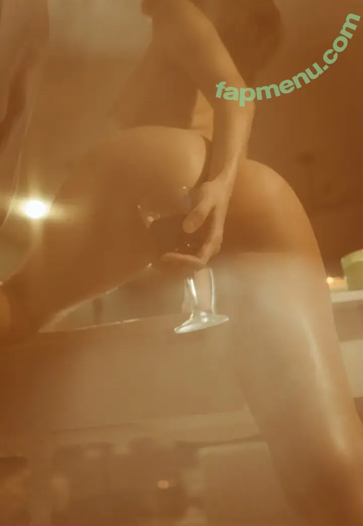 nimtharin nude photo #0578 (tharinnim)