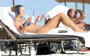 nina_agdal / niag98 / ninaagdal nude photo #1153