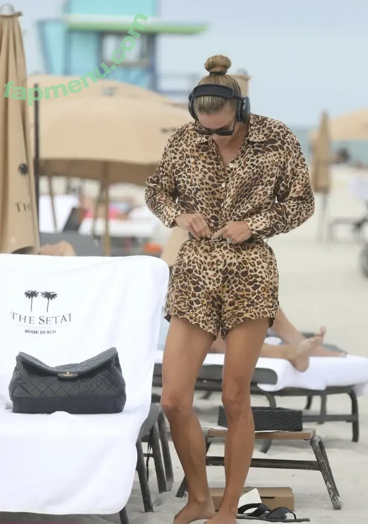 nina_agdal nude photo #1086 (niag98 / niag982019 / ninaagdal)