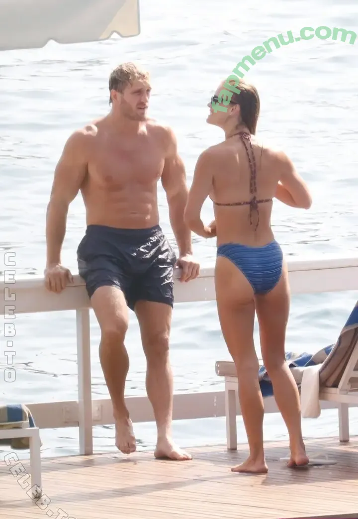 nina_agdal nude photo #1171 (niag98 / ninaagdal)