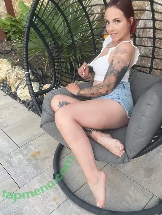 Nina Devil nude photo #0053 (MyNinaDevil / NinaDevil / NinaDevil666 / ninadevil_free / ninadeviloffizielles)