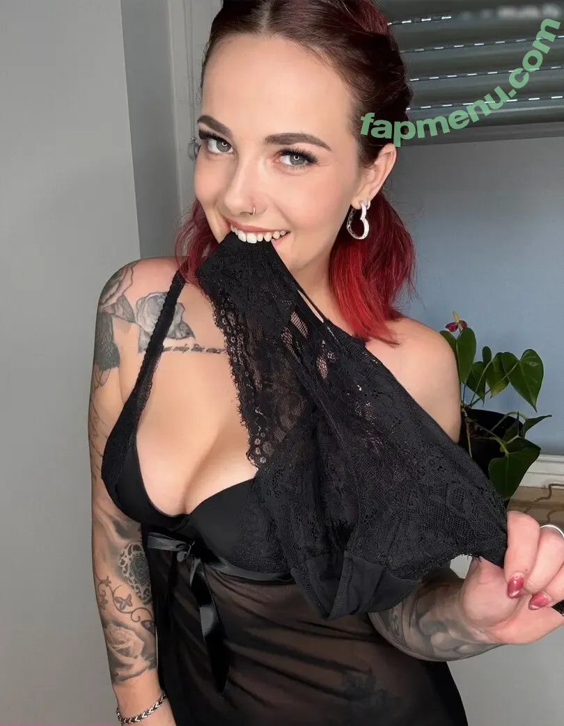 Nina Devil nude photo #0746 (NinaDevil666 / ninadeviloffizielles)