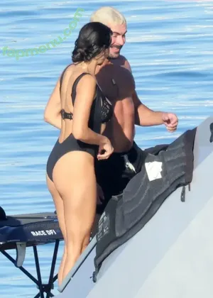 Nina Dobrev / nina nude photo #1847