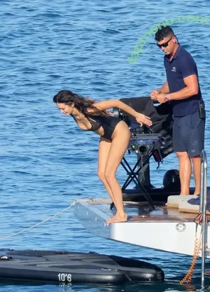 Nina Dobrev / nina nude photo #1867