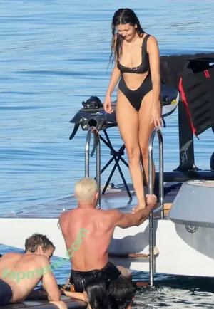 Nina Dobrev / nina nude photo #1868