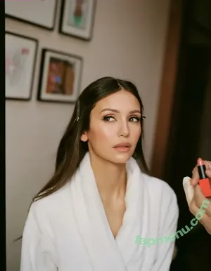 Nina Dobrev / nina nude photo #1976