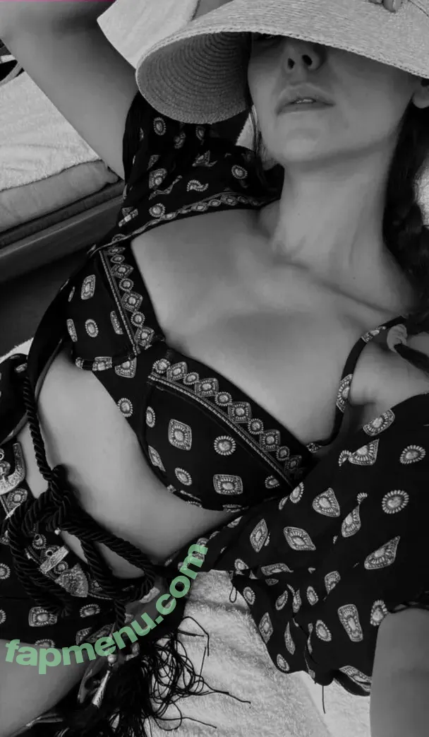 Nina Dobrev nude photo #1637 (nina)