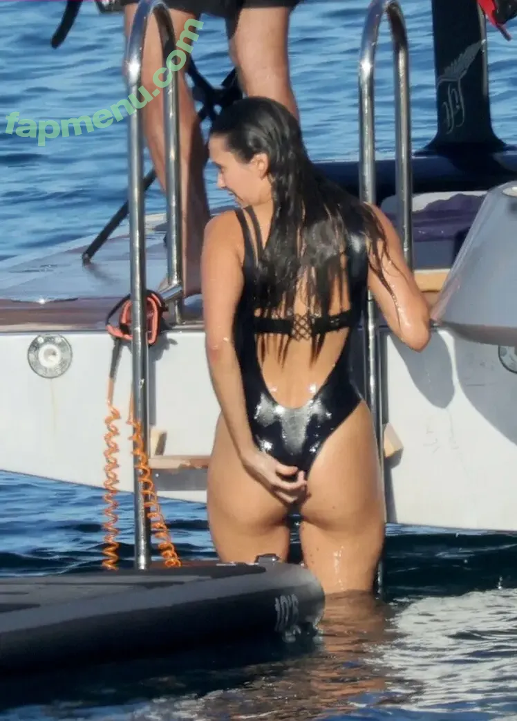 Nina Dobrev nude photo #1858 (nina)