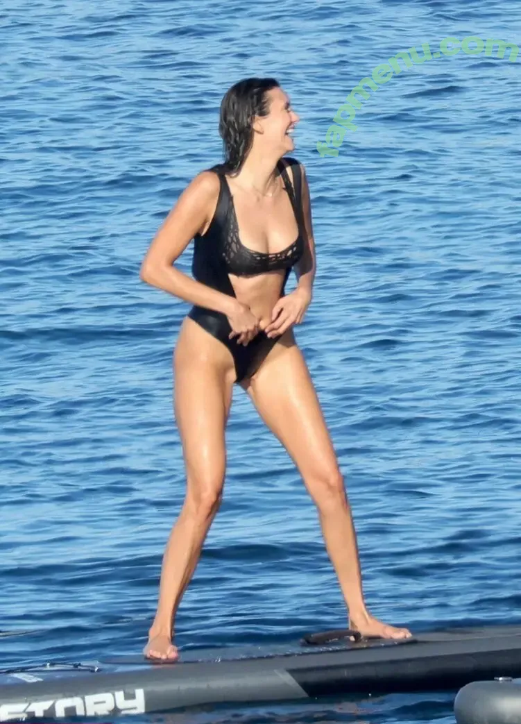 Nina Dobrev nude photo #1860 (nina)