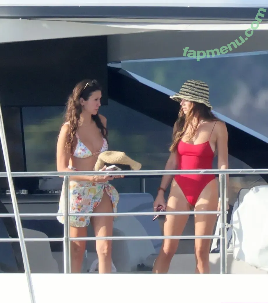 Nina Dobrev nude photo #1907 (nina)