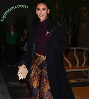 Nina Dobrev / nina nude photo #2038