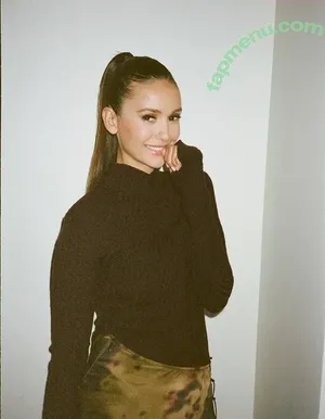 Nina Dobrev / nina nude photo #2052