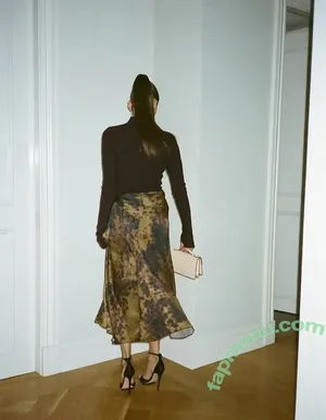 Nina Dobrev / nina nude photo #2055