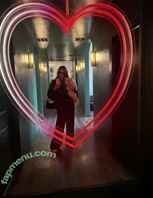 Nina Dobrev / nina nude photo #2119