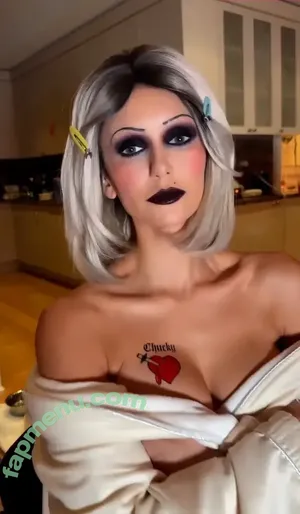 Nina Dobrev / nina nude photo #2142