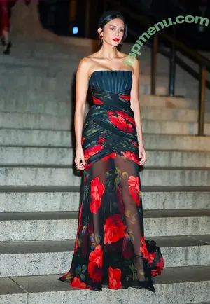 Nina Dobrev / nina nude photo #2201