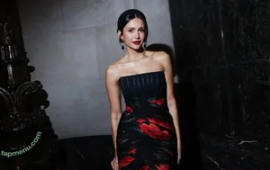 Nina Dobrev / nina nude photo #2210