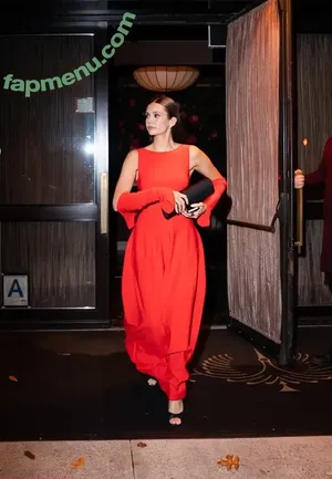 Nina Dobrev / nina nude photo #2236