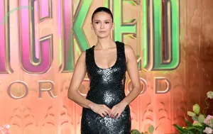 Nina Dobrev / nina nude photo #2303