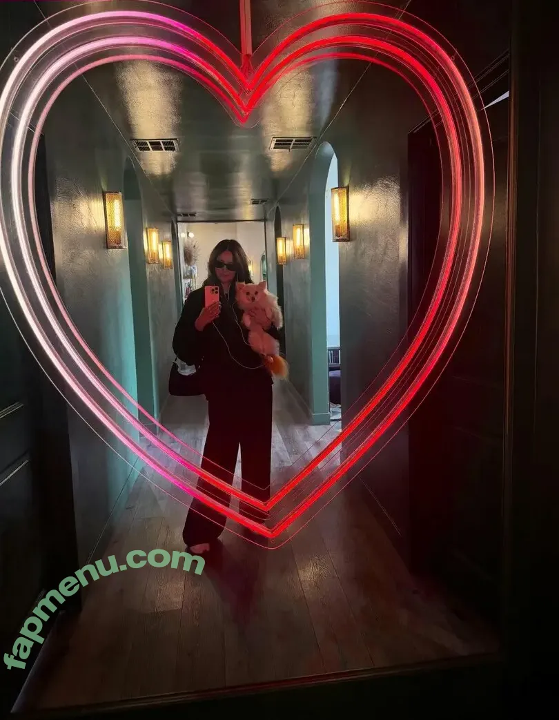 Nina Dobrev nude photo #2119 (nina)