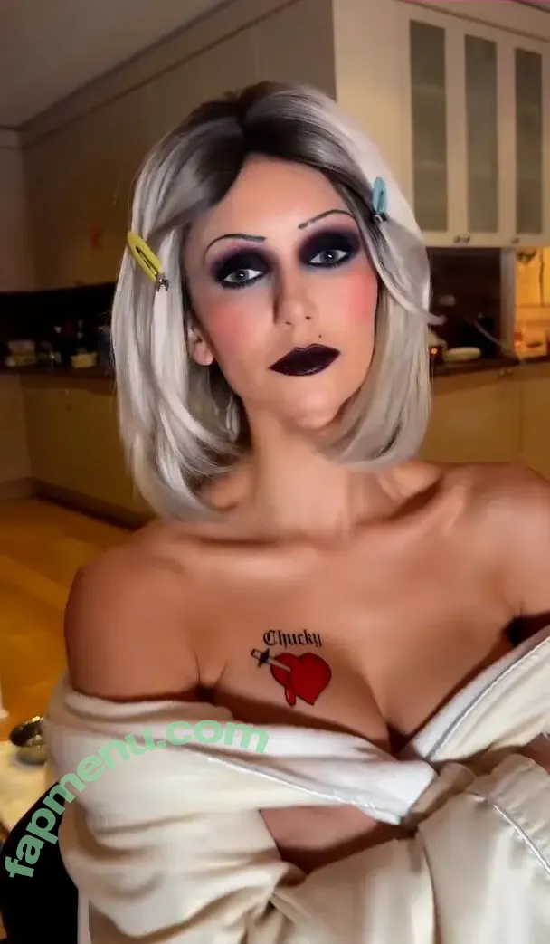 Nina Dobrev nude photo #2142 (nina)