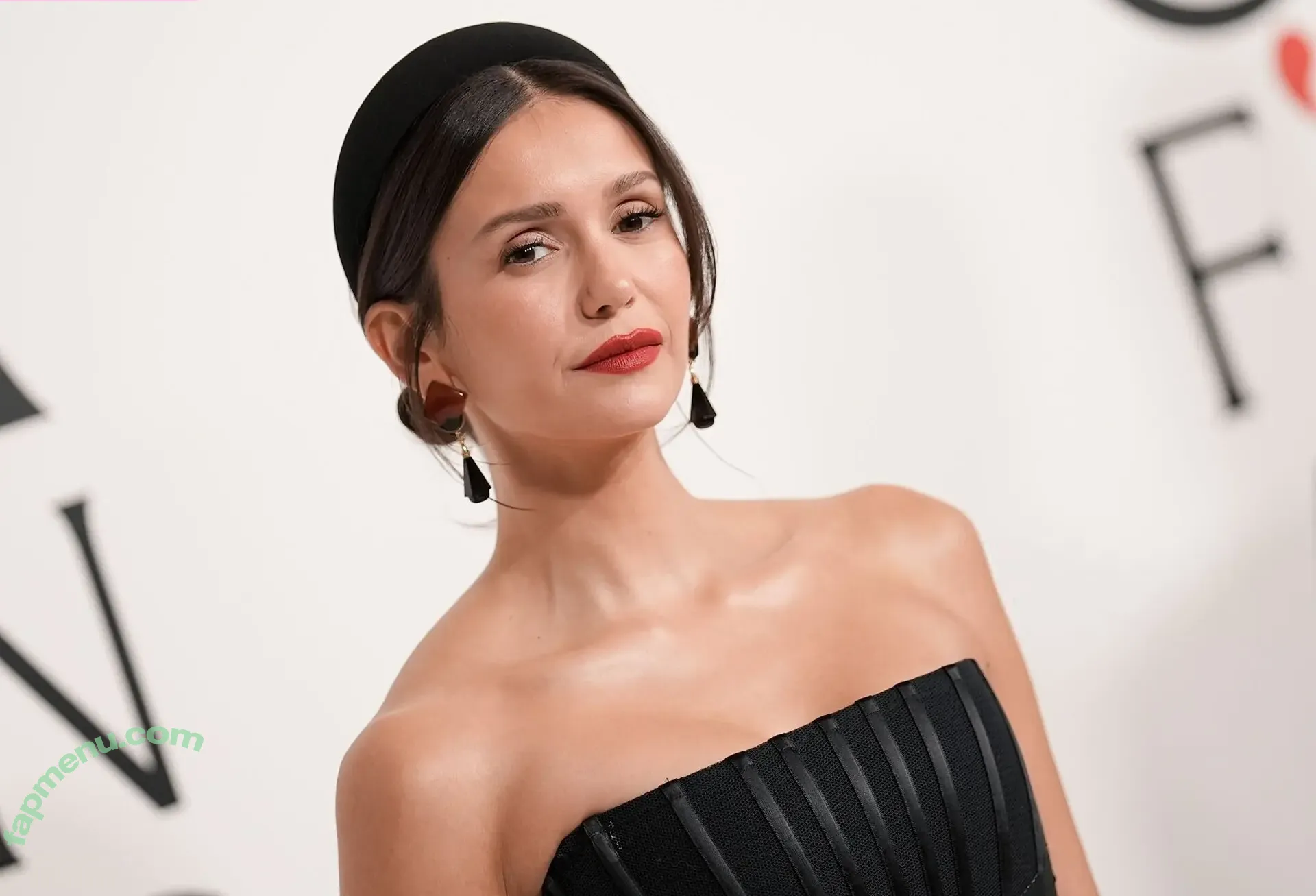 Nina Dobrev nude photo #2193 (nina)