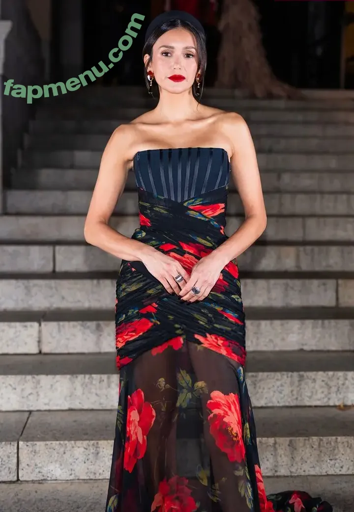 Nina Dobrev nude photo #2199 (nina)