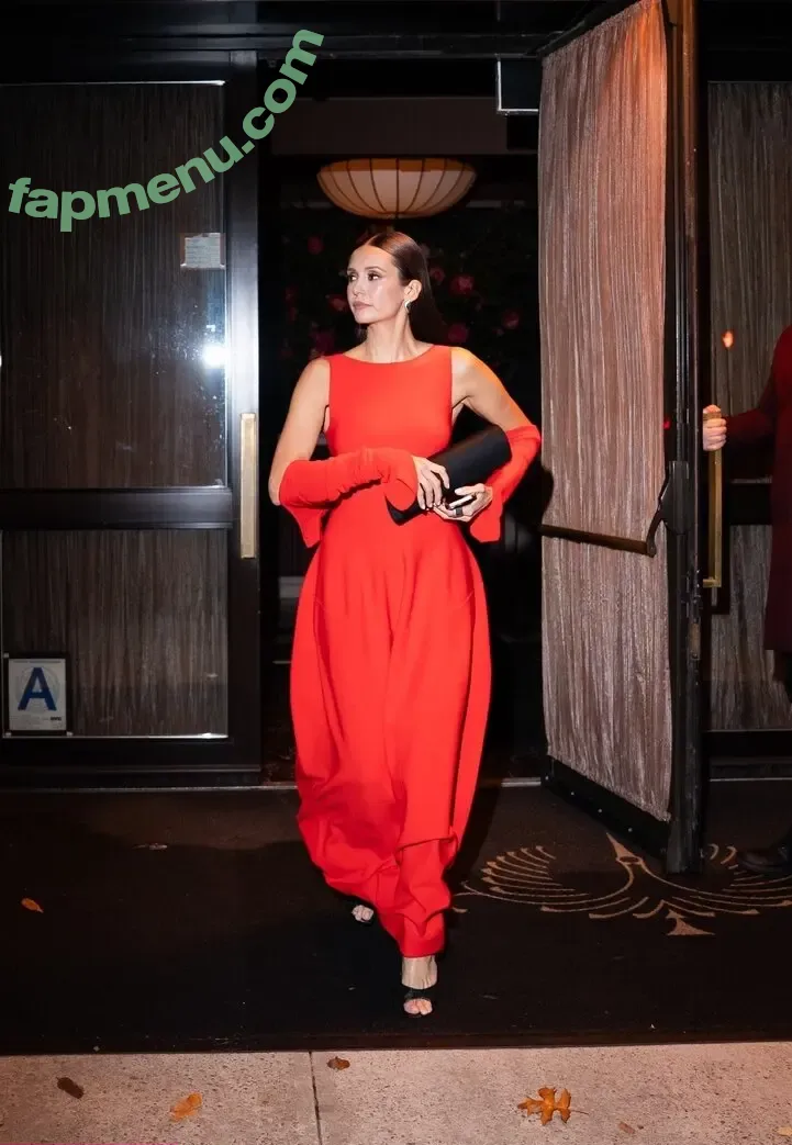 Nina Dobrev nude photo #2236 (nina)