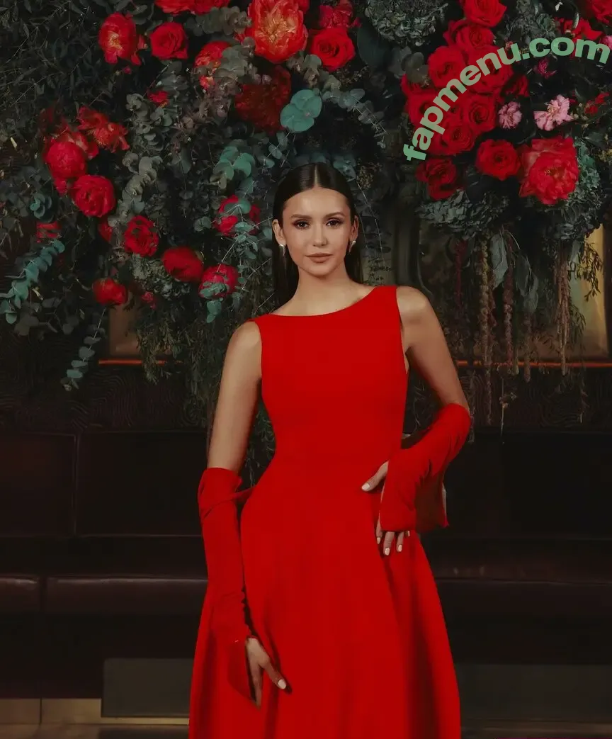 Nina Dobrev nude photo #2242 (nina)