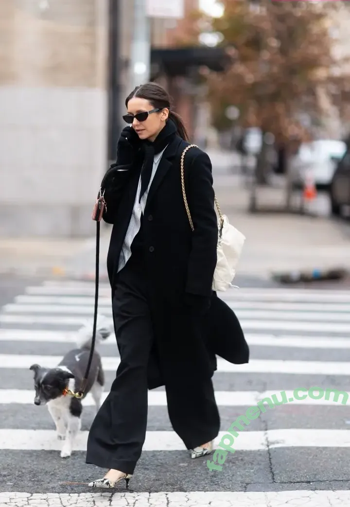 Nina Dobrev nude photo #2262 (nina)