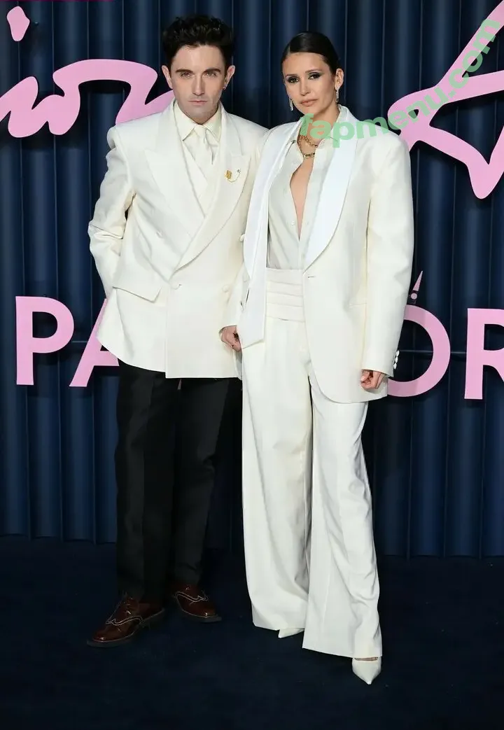 Nina Dobrev nude photo #2461 (nina / nina_dobrev)