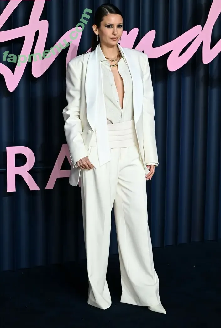 Nina Dobrev nude photo #2485 (nina / nina_dobrev)