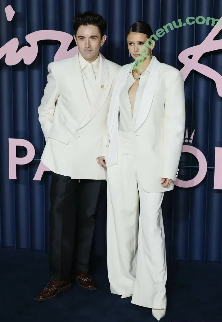 Nina Dobrev nude photo #2510 (nina / nina_dobrev)