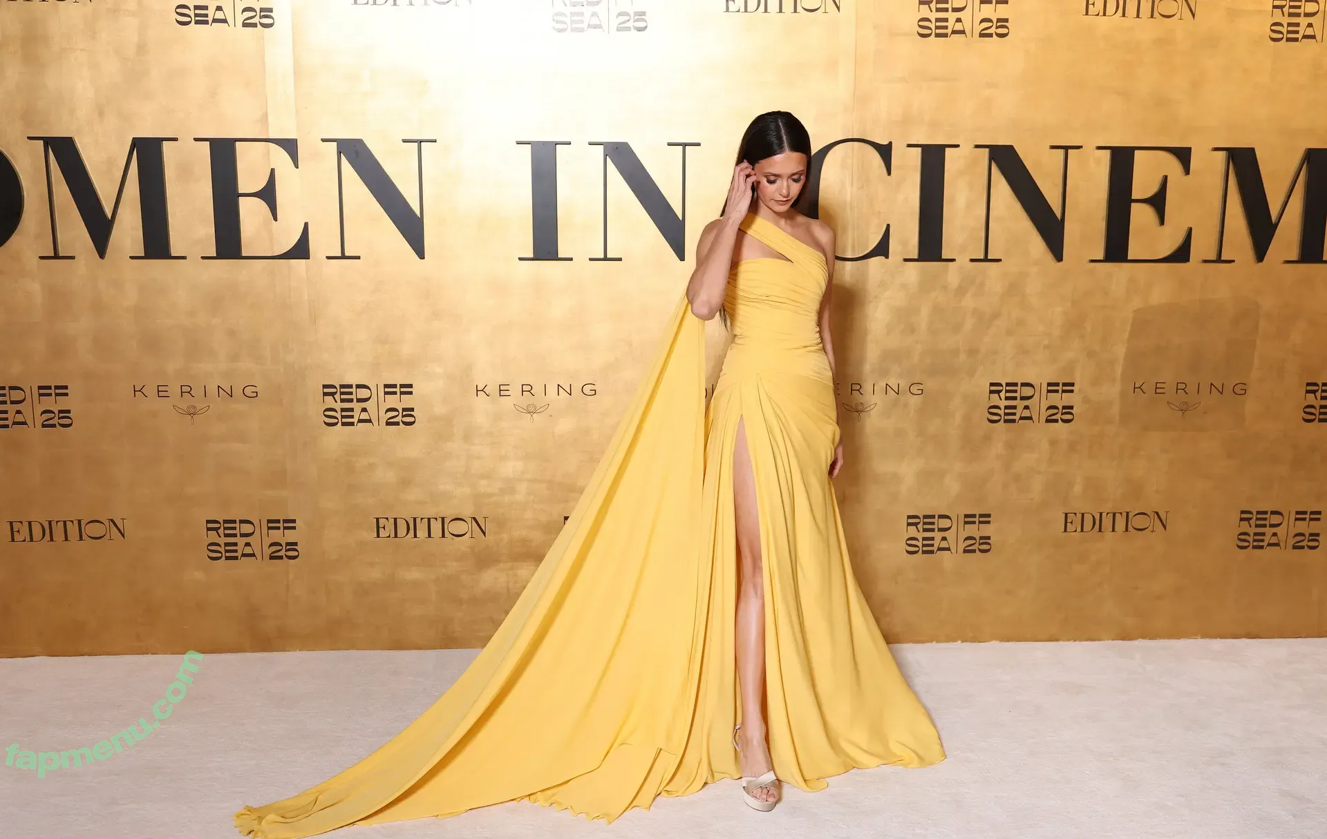 Nina Dobrev nude photo #2559 (nina / nina_dobrev)