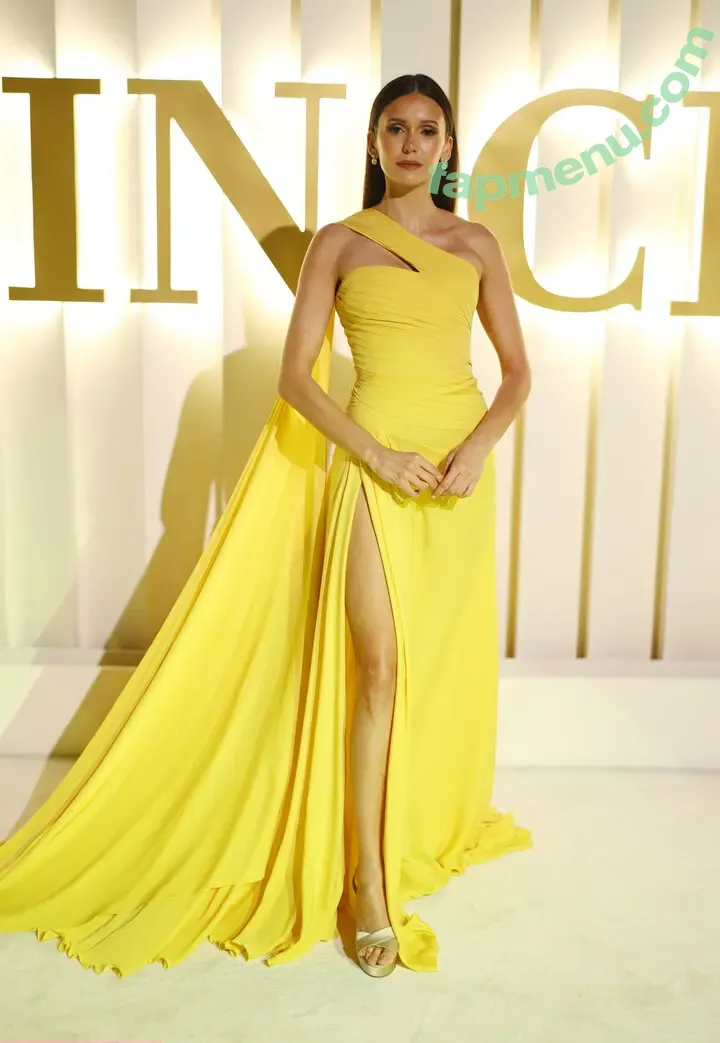 Nina Dobrev nude photo #2562 (nina / nina_dobrev)