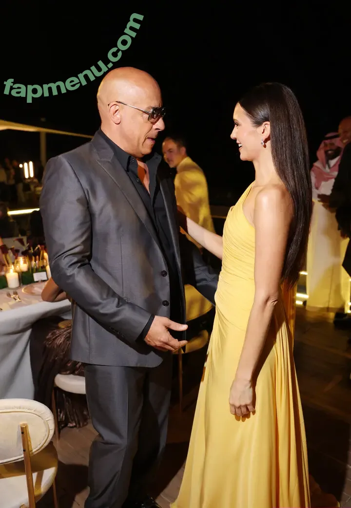 Nina Dobrev nude photo #2583 (nina / nina_dobrev)