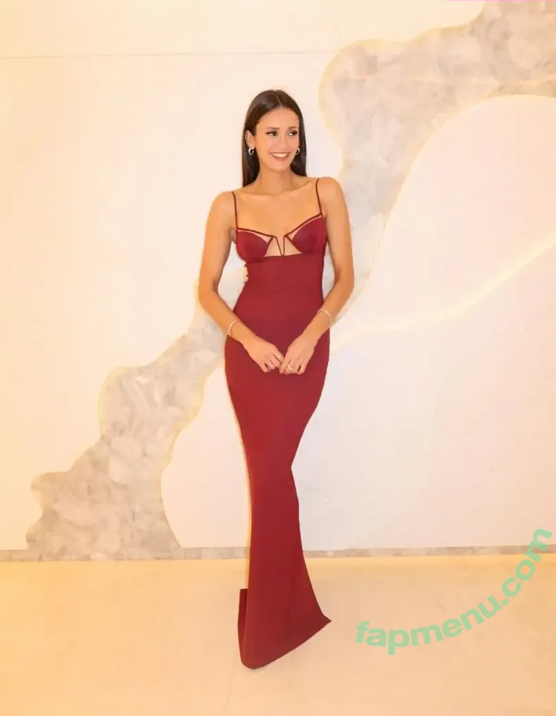 Nina Dobrev nude photo #2657 (nina / nina_dobrev)