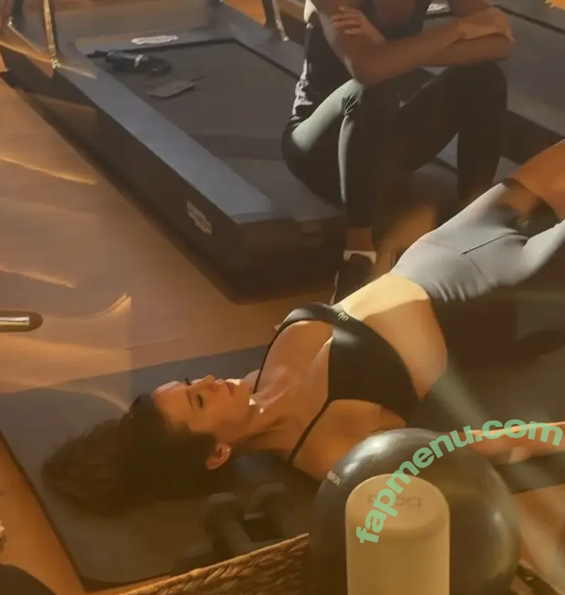 Nina Dobrev nude photo #2693 (nina / nina_dobrev)