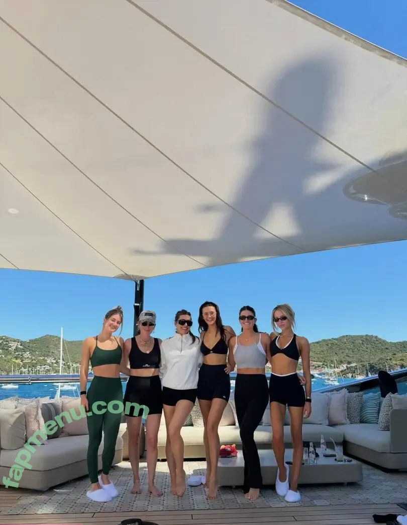 Nina Dobrev nude photo #2727 (nina / nina_dobrev)