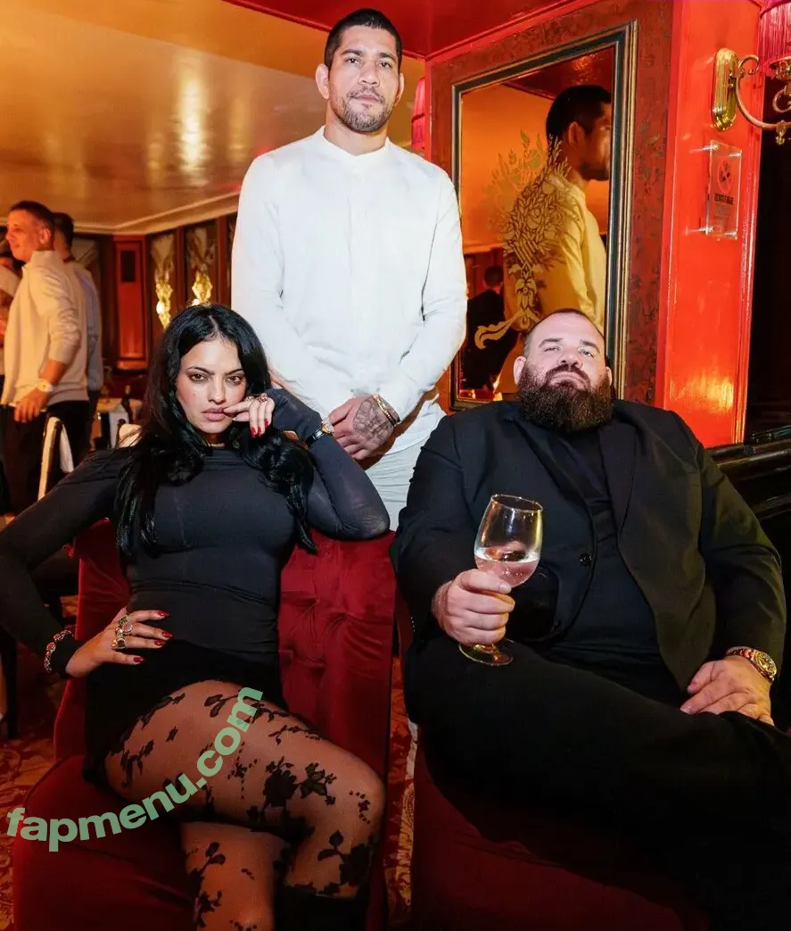 Nina Drama nude photo #0258 (Nina Marie Daniele / ninaeastman / ninamariedaniele / ninamdrama)