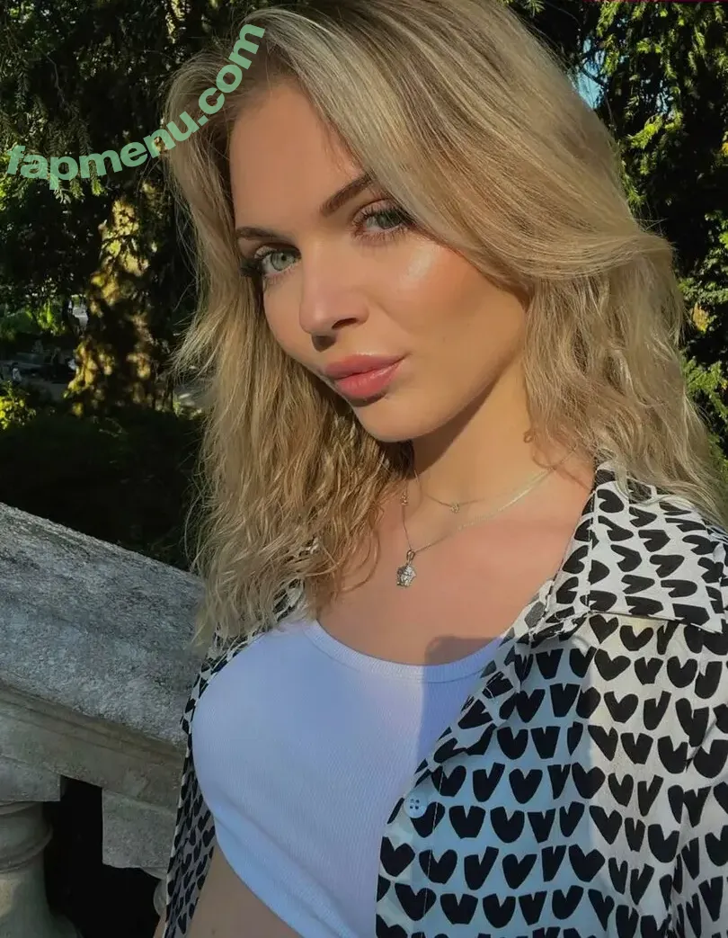 nina_dvg nude photo #0005 (bratty_mira / nina.dv)