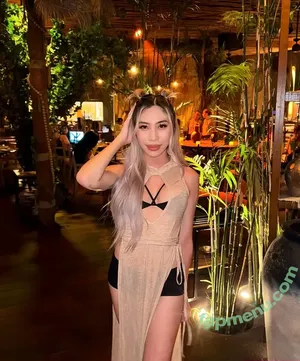 Nina Huang / chubbyy.bunnyy_ / ninaahuang nude photo #0057