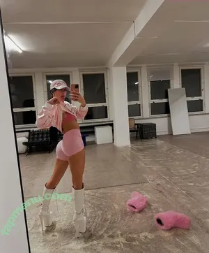 Nina Janova / ninajanova nude photo #0026