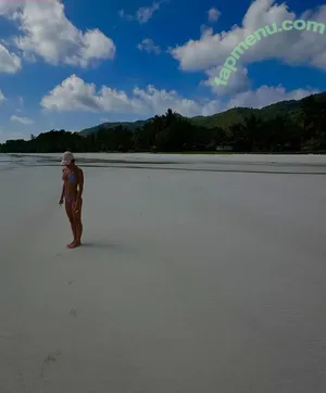 Nina Janova / ninajanova nude photo #0043