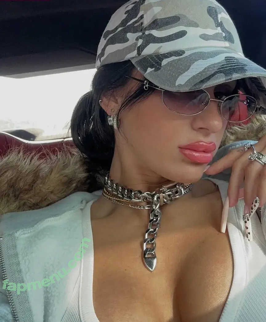 Nina Janova nude photo #0020 (ninajanova)